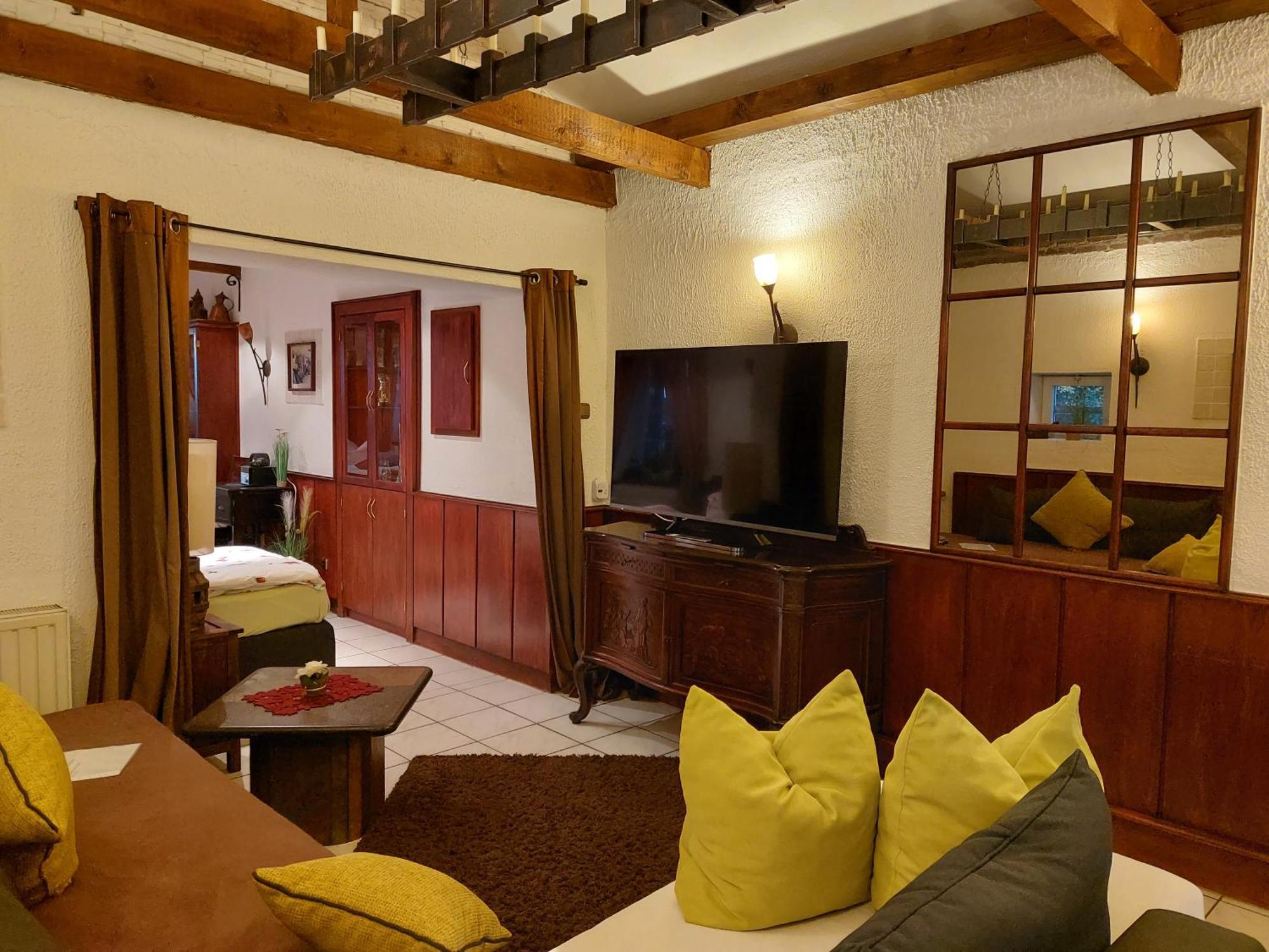 Ferienwohnung Villa Del Viola Leonardo Apartment Heinsberg  Dış mekan fotoğraf