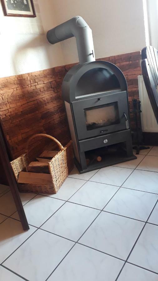 Ferienwohnung Villa Del Viola Leonardo Apartment Heinsberg  Dış mekan fotoğraf